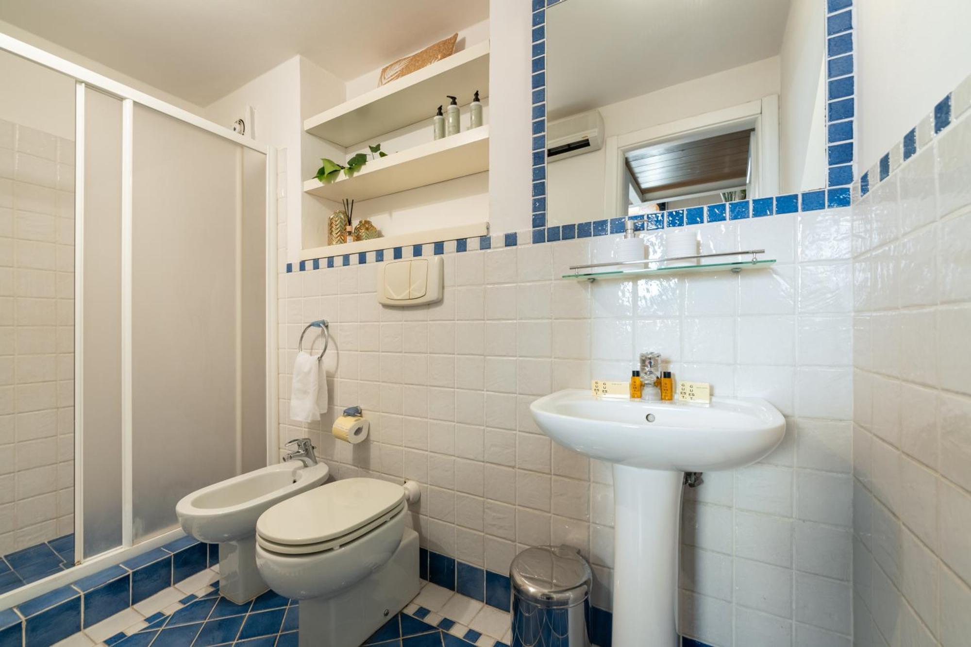Via Cimabue 8B - Florence Charming Apartments - Metropolitan Loft In Florence - 20 Minute Walk To City Center - Excellent Base For Exploring - Less Than 5 Minute Walk To The Supermarket - Amazing Bakery On The Corner Buitenkant foto