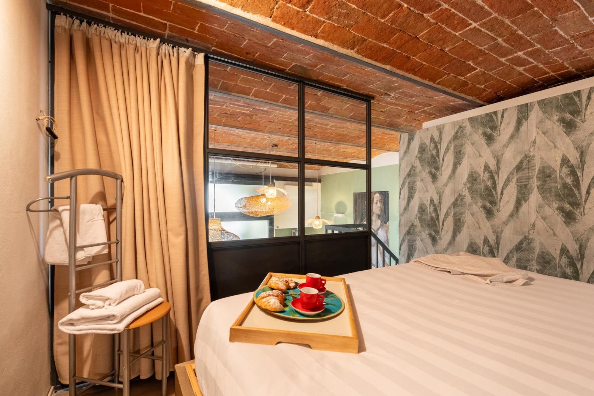 Via Cimabue 8B - Florence Charming Apartments - Metropolitan Loft In Florence - 20 Minute Walk To City Center - Excellent Base For Exploring - Less Than 5 Minute Walk To The Supermarket - Amazing Bakery On The Corner Buitenkant foto
