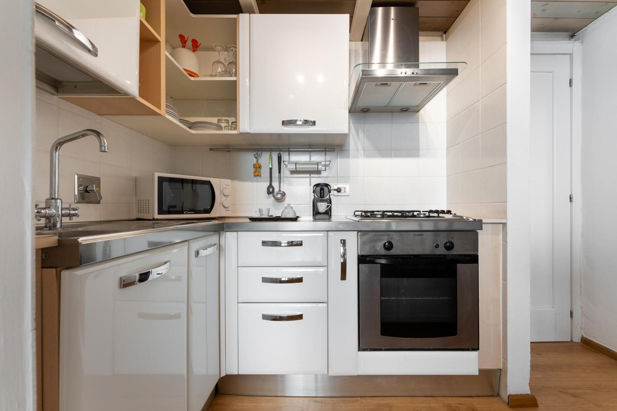 Via Cimabue 8B - Florence Charming Apartments - Metropolitan Loft In Florence - 20 Minute Walk To City Center - Excellent Base For Exploring - Less Than 5 Minute Walk To The Supermarket - Amazing Bakery On The Corner Buitenkant foto